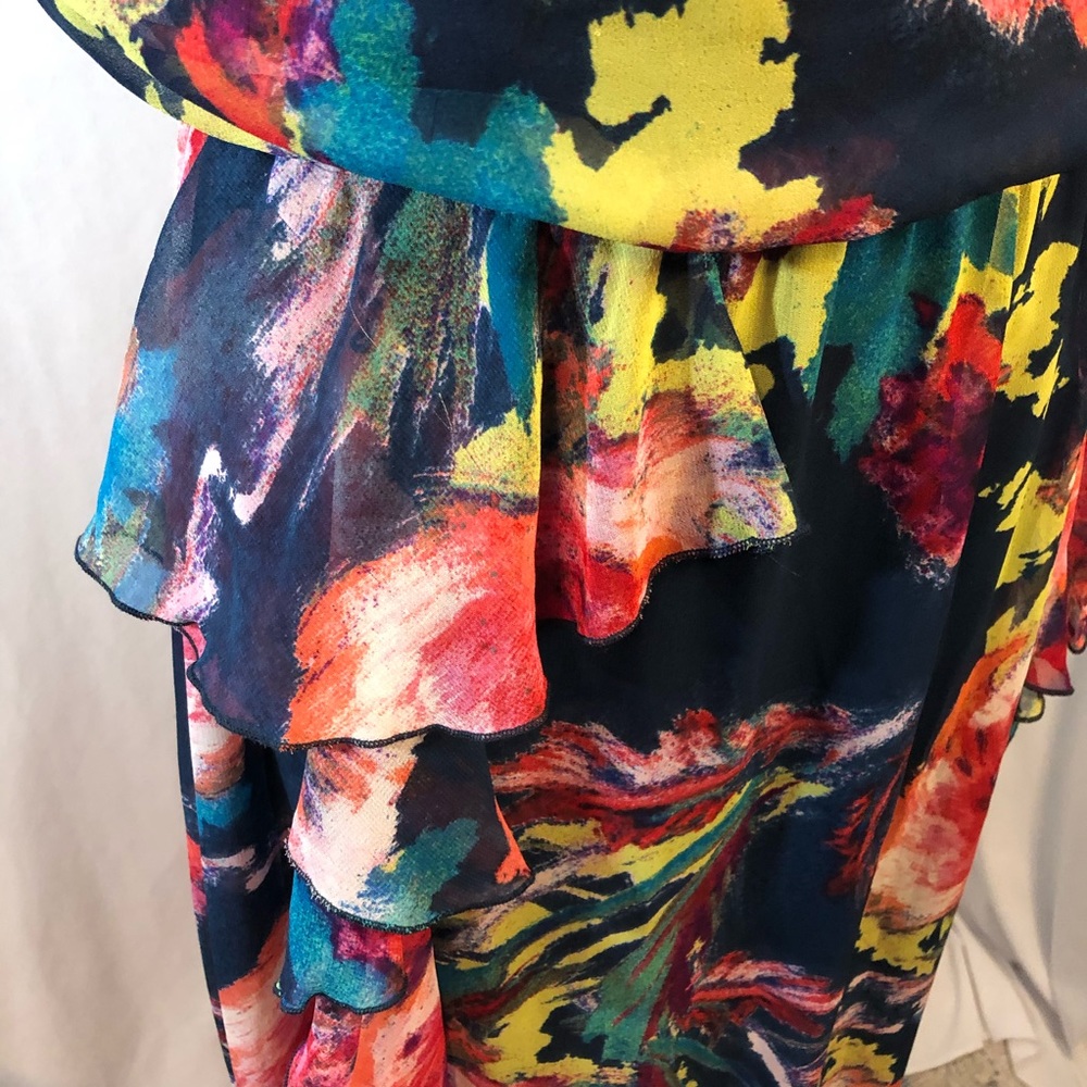 BOGO🖤 RUBBER DUCKY FLORAL STRAPLESS MAXI RUFFLE - Picture 4 of 8